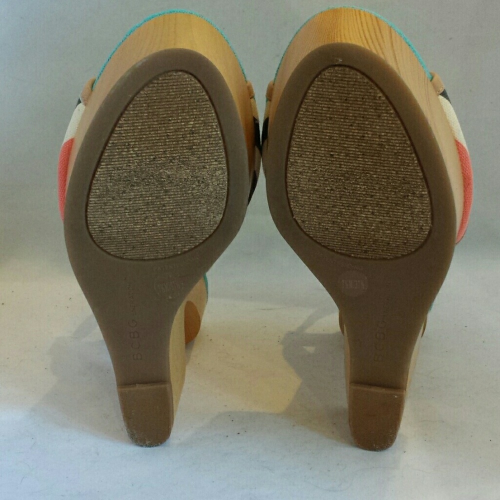 BCBGeneration  Vendi Flamingo Platform Sandal - Picture 6 of 8